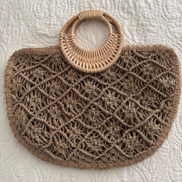 Anthropologie Handbags - NWOT Anthropologie macrame boho tote